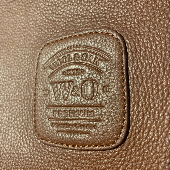 MOVING SALE | New Men’s Wool & Oak Full Grain Cowhide Leather Backpack - Picture 7 of 11